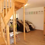 Hollandia Domasa - Nova Kelca, Presovsky Kraj 3*