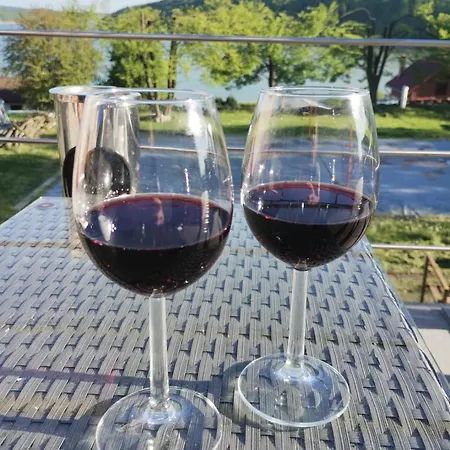 Hollandia Domasa - Nová Kelča, Prešovský Kraj * Kelca