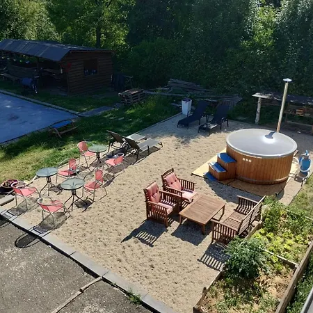 Hollandia Domasa - Nova Kelca, Presovsky Kraj Penzión pre hostí 3*